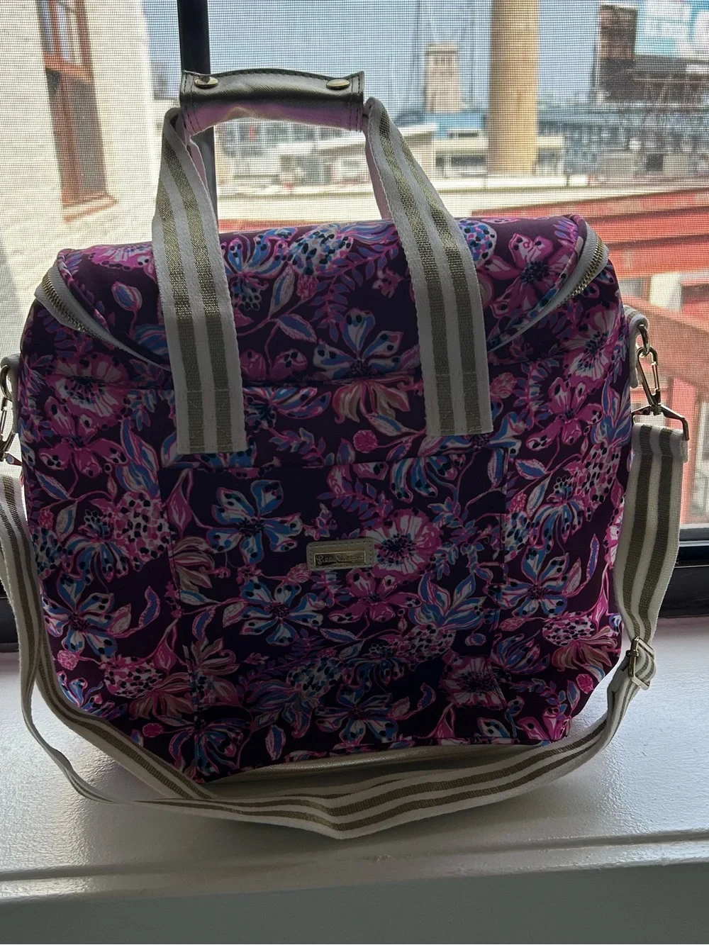 NWOT Lilly Pulitzer Tropical Floral Insulated Wine Tote/Cooler Bag